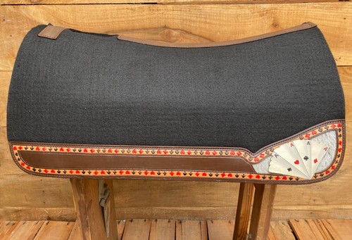 Saddle pad with - saddle, cut